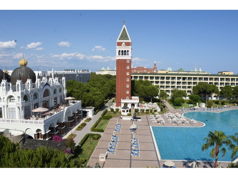 Venezia Palace Deluxe Resort Hotel
